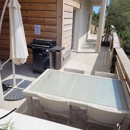 别墅 Les Guetalis Du Rocher Et Village