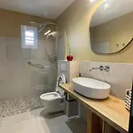 Les Guetalis Du Rocher Et Village Monacia-d'Aullène