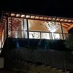 Les Guetalis Du Rocher Et Village Villa