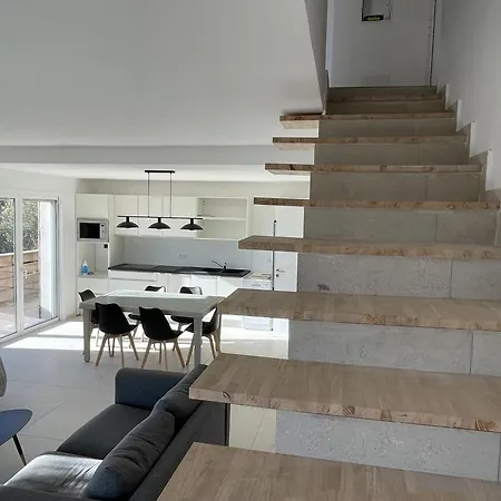 Les Guetalis Du Rocher Et Village Villa Monacia-d'Aullene