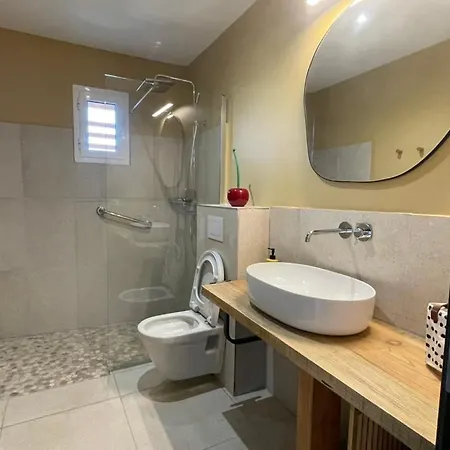 Les Guetalis Du Rocher Et Village Villa *