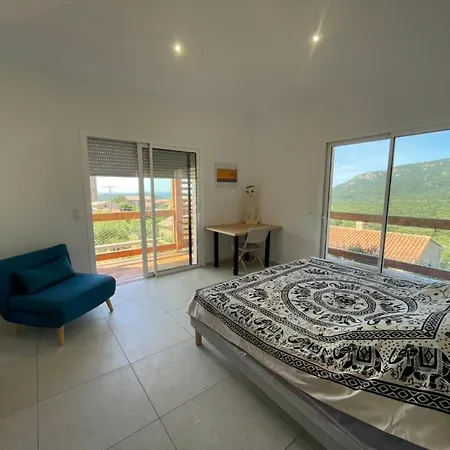 Les Guetalis Du Rocher Et Village Willa Monacia-d'Aullene