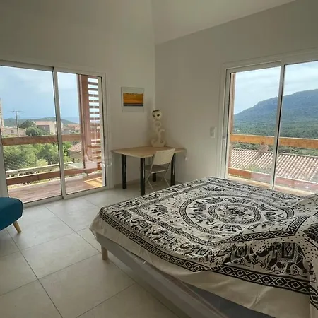 Les Guetalis Du Rocher Et Village Villa *