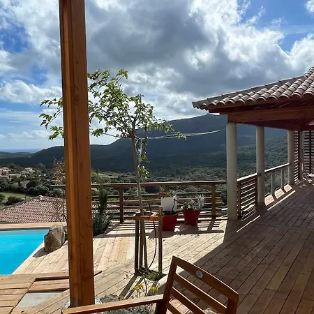 Les Guetalis Du Rocher Et Village Monacia-d'Aullene