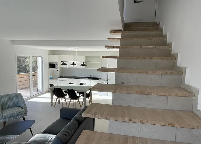 Les Guetalis Du Rocher Et Village Villa Monacia-d'Aullene